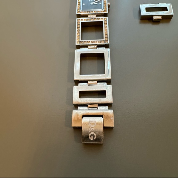 Dolce & Gabanna Silver Diamond Studded Watch - Picture 8 of 9